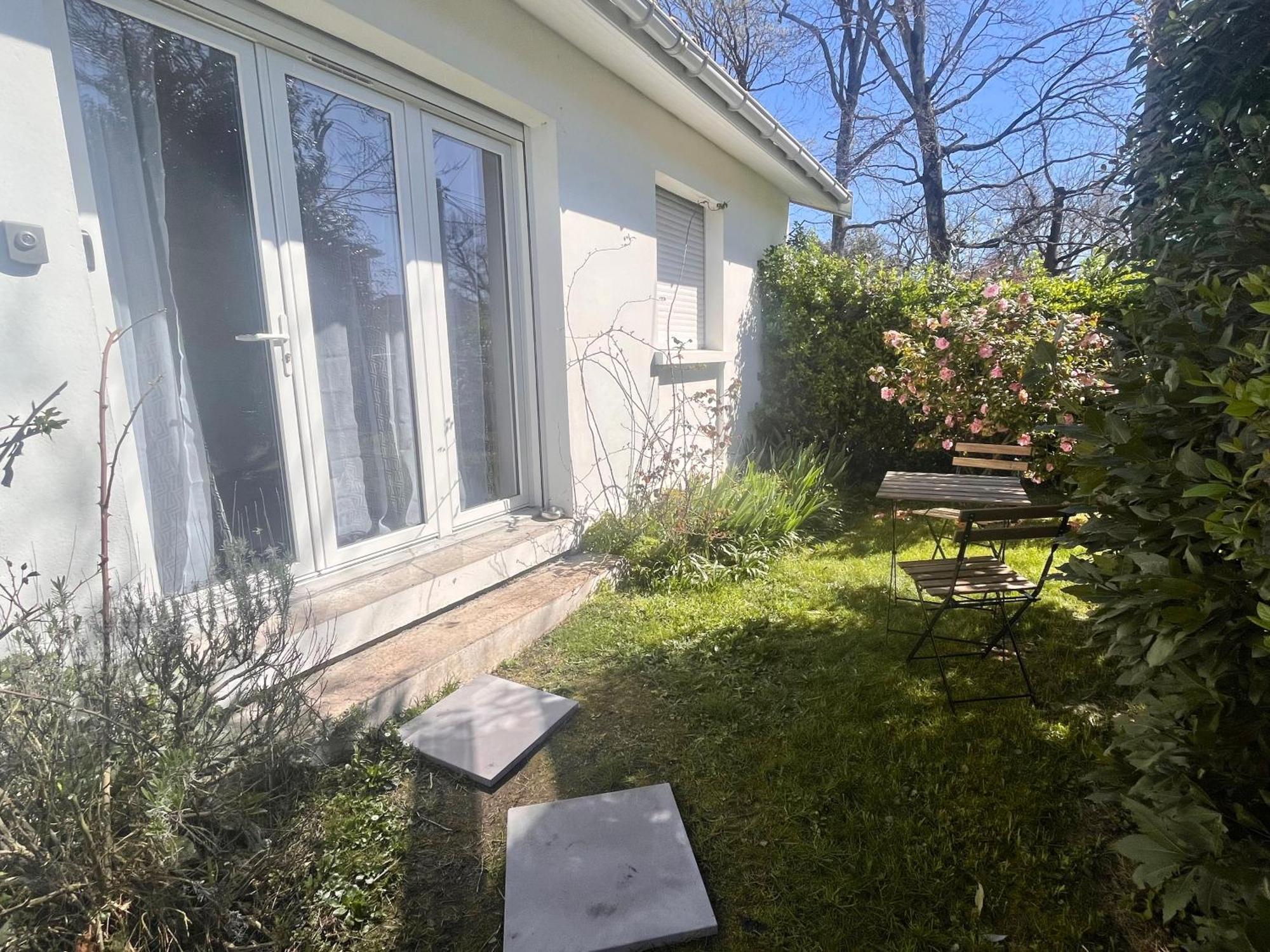 Maison Independante Avec Jardin Pessac